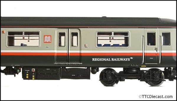 Farish 371-336 Class 150/1 2-Car DMU 150133 BR GMPTE (Regional Railways), N Gauge